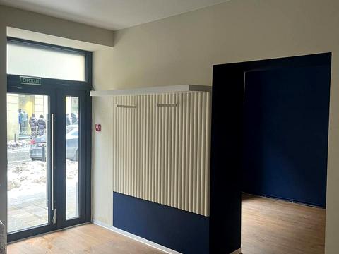 комерційна за адресою Академіка Володимира Гнатюка вул. (), 24