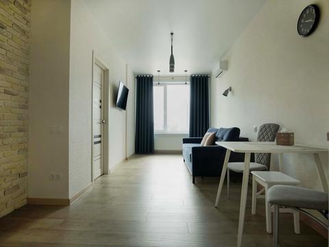 квартира за адресою Академіка Заболотного вул., 1-Б