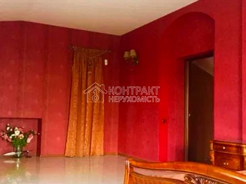 будинок за адресою Гризодубова вул.