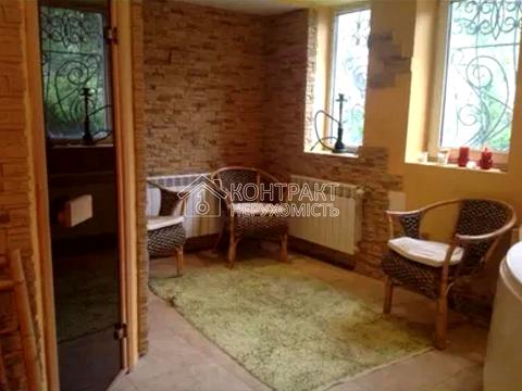 будинок за адресою Гризодубова вул.