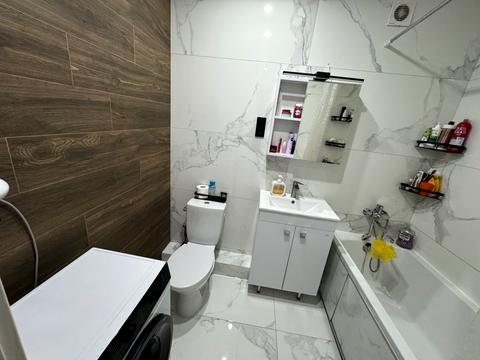 квартира за адресою Героїв Небесної Сотні просп., 16/9