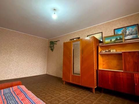 квартира за адресою Курсанта Єськова вул., 8