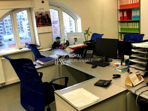 комерційна за адресою Дмитрівська вул., 56-Б