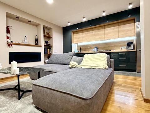 квартира по адресу Зеленая ул., 204д