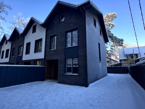 будинок за адресою Василя Стуса вул. (Пушкінська), 64/68