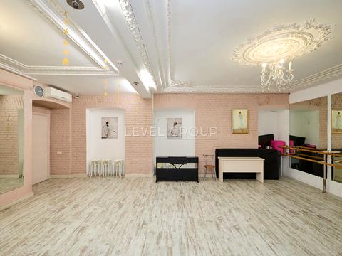 комерційна за адресою Київ, Шота Руставелі вул., 30-Б