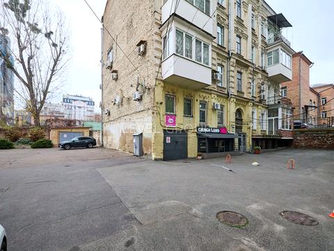 комерційна за адресою Київ, Шота Руставелі вул., 30-Б