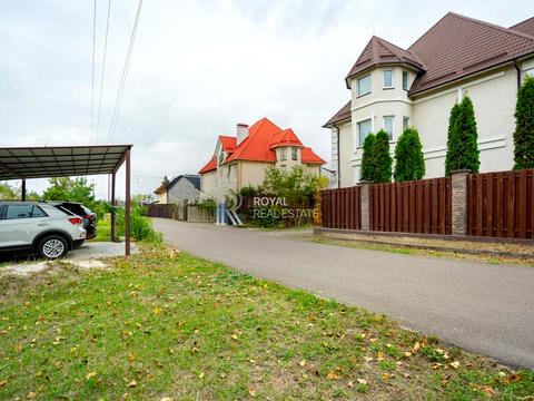 дом по адресу с. Вишенки, між 1-им і 2-гим шлюзом