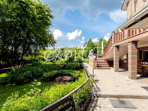 будинок за адресою Київ, Миколи Миклухи-Маклая вул. (Дежнєва)