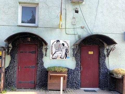 коммерческая по адресу Навроцкого ул., 25