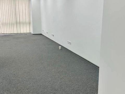 комерційна за адресою Мечникова вул., 10