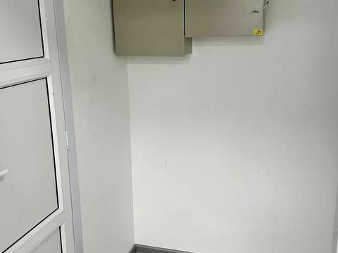 комерційна за адресою Мечникова вул., 10