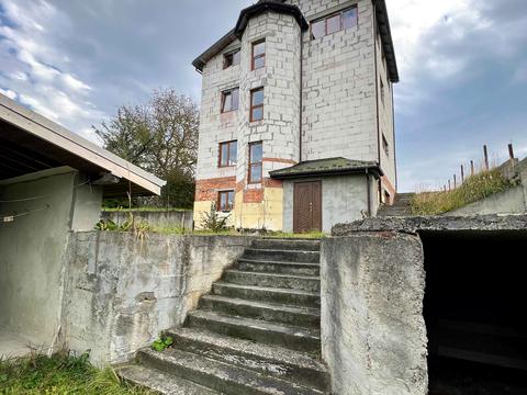 дом по адресу Садовая ул.