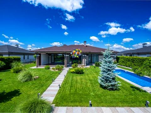 дом по адресу європейська, 1