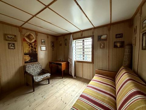 будинок за адресою Володимира Івасюка вул.