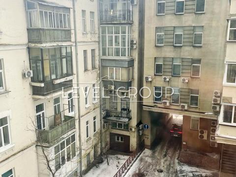 коммерческая по адресу Саксаганского ул., 121