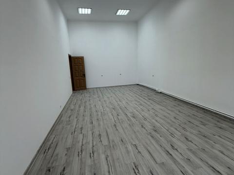 коммерческая по адресу майдан Незалежности пл., 3