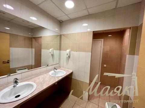 коммерческая по адресу Николая Амосова ул., 12