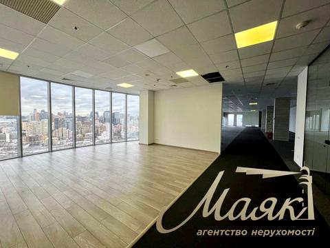 коммерческая по адресу Николая Амосова ул., 12