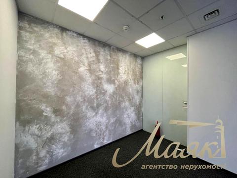 коммерческая по адресу Николая Амосова ул., 12