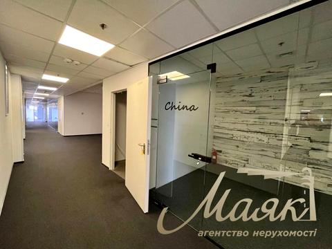 коммерческая по адресу Николая Амосова ул., 12