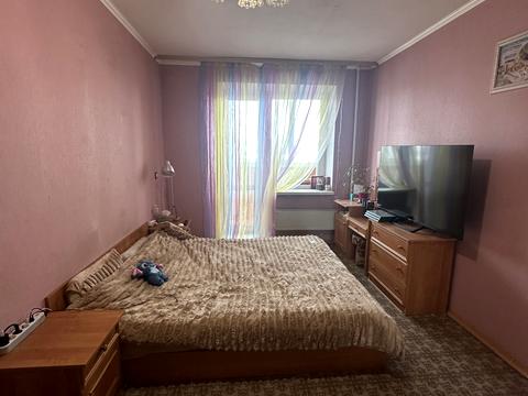 квартира за адресою Володимира Момота вул., 46