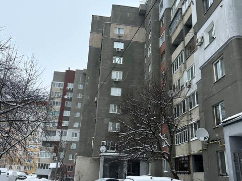 квартира за адресою Володимира Момота вул., 46