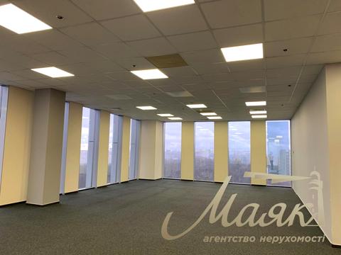 коммерческая по адресу Николая Амосова ул., 12