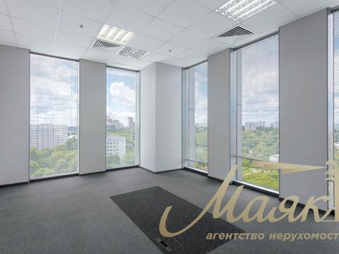 коммерческая по адресу Николая Амосова ул., 12