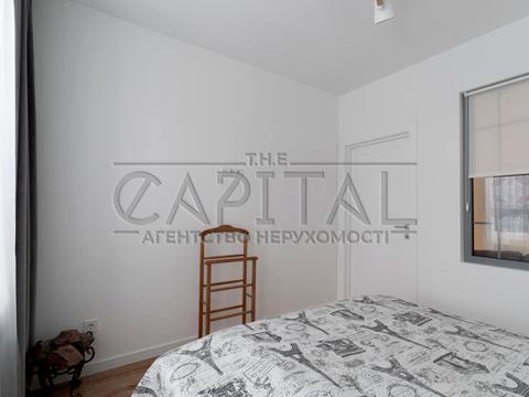 квартира за адресою Драгоманова вул., 10