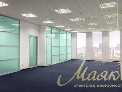 коммерческая по адресу Николая Амосова ул., 12