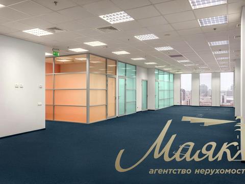 коммерческая по адресу Николая Амосова ул., 12