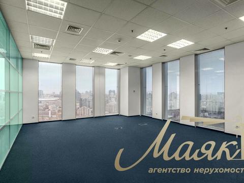 коммерческая по адресу Николая Амосова ул., 12