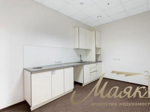 коммерческая по адресу Николая Амосова ул., 12