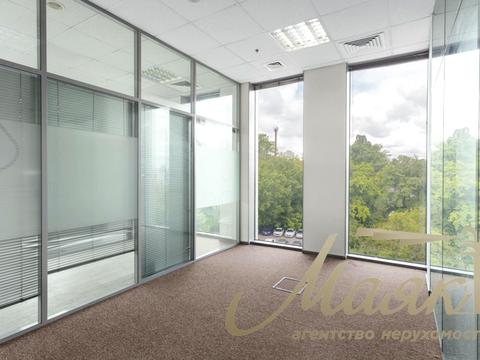 коммерческая по адресу Николая Амосова ул., 12