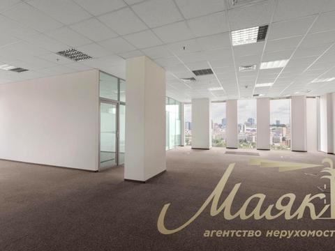 коммерческая по адресу Николая Амосова ул., 12