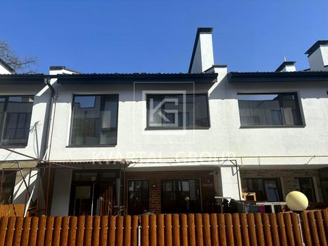 будинок за адресою Молодіжна вул.