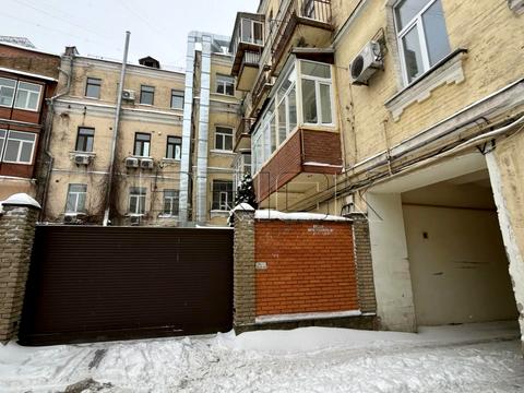 комерційна за адресою Притисько-Микільська вул., 2