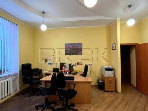 комерційна за адресою Притисько-Микільська вул., 2