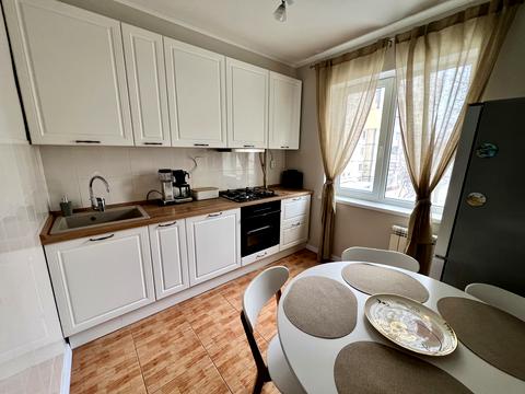 квартира по адресу Феофіла Яновського ул., 2