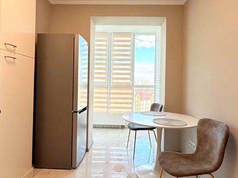 квартира за адресою Героїв Небесної Сотні просп., 26/8