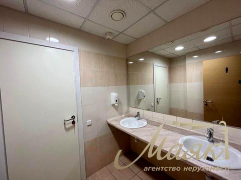 коммерческая по адресу Николая Амосова ул., 12