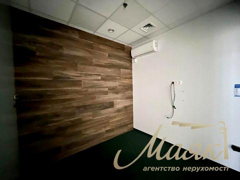 коммерческая по адресу Николая Амосова ул., 12