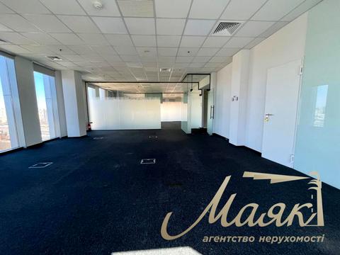 коммерческая по адресу Николая Амосова ул., 12