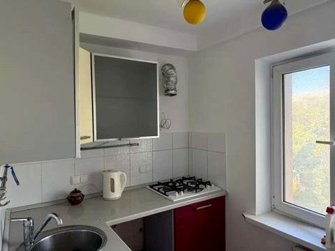 квартира за адресою Олени Теліги вул., 17