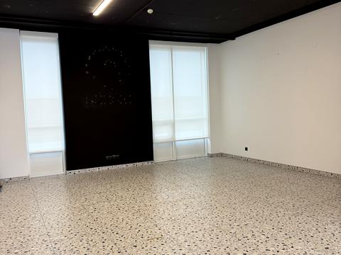 коммерческая по адресу Січових стрільців ул., 6