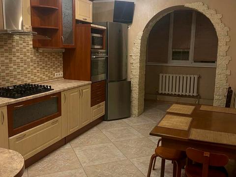 квартира за адресою Набережна Перемоги вул., 136-А