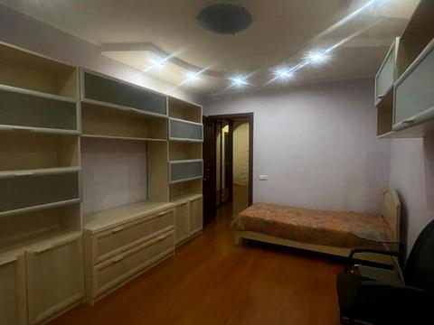 квартира за адресою Набережна Перемоги вул., 136-А