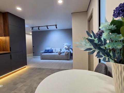 квартира по адресу Академика Сахарова ул., 10