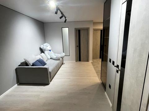 квартира по адресу Академика Сахарова ул., 10